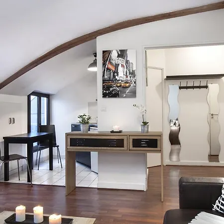 Apartament Sous Les Toits De Montmartre